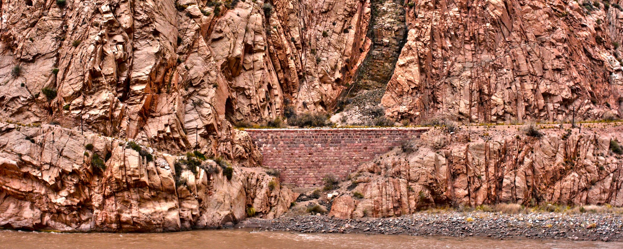 Old railway bridge (Argentina to Chile)